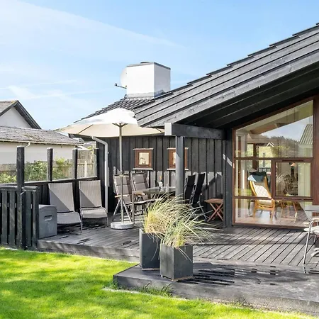 Friderike - 200m From The Sea By Interhome *
